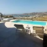 Dream 2, ολόκληρος χώρος με πισίνα *