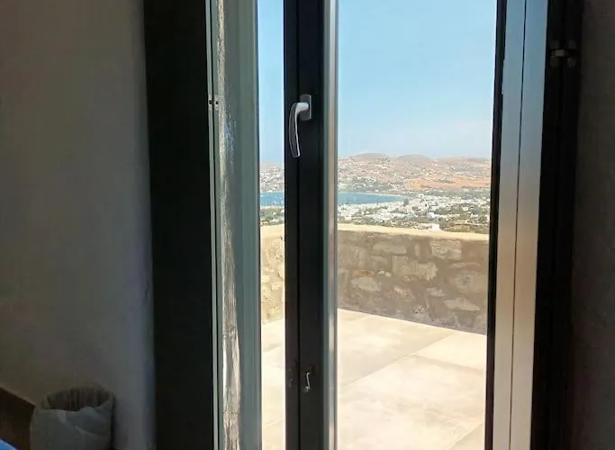 Dream 2, ολόκληρος χώρος με πισίνα Páros